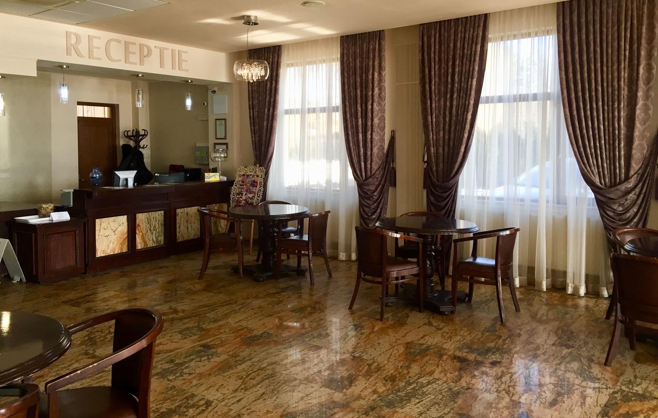 Hotel Transilvania Zalău المظهر الخارجي الصورة